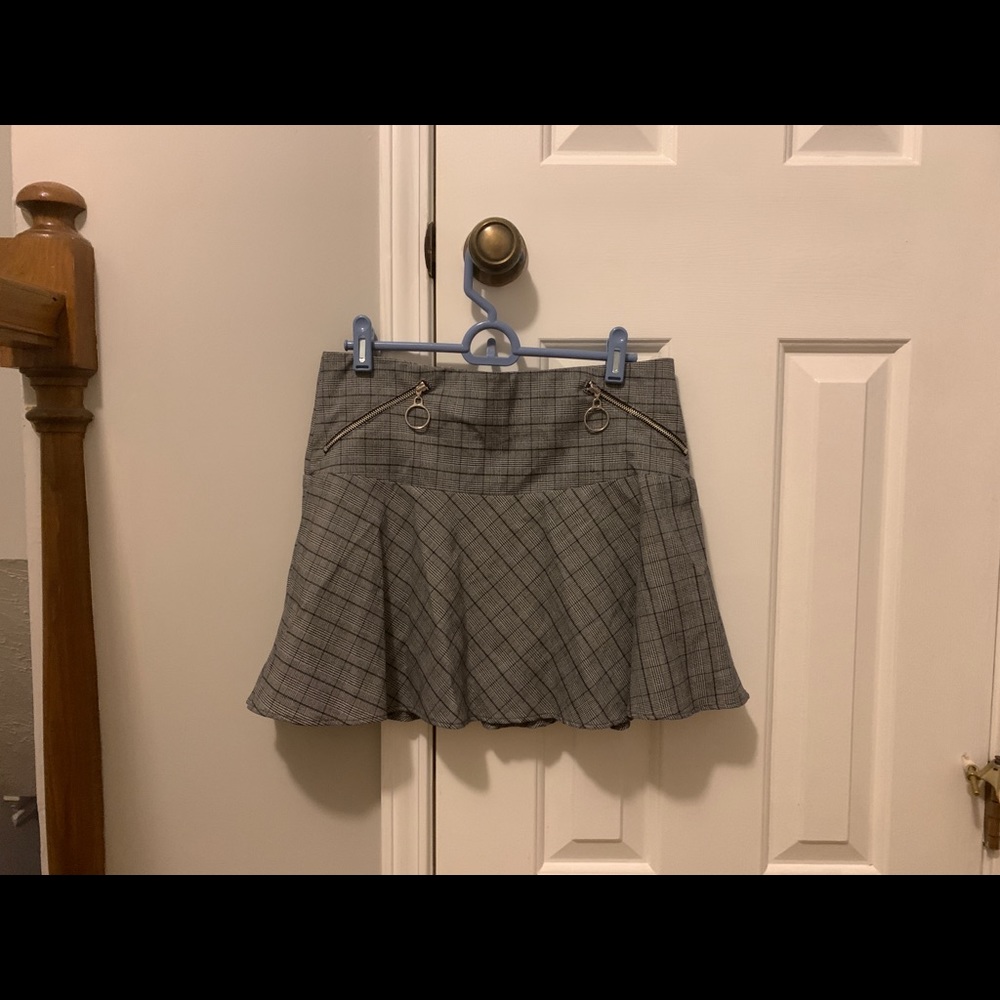 Black and white slight flare skirt
